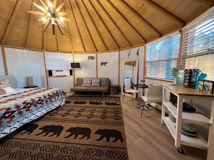 Glamping-Sky Dome Yurt-Tiny House-2 By Lavenders Field Villa Valley Center Екстериор снимка