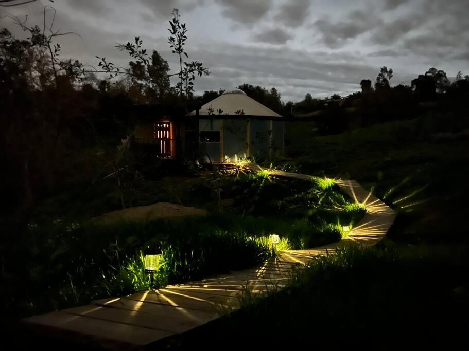 Glamping-Sky Dome Yurt-Tiny House-2 By Lavenders Field Villa Valley Center Екстериор снимка